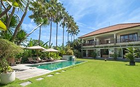 Villa Yenian By Villa Finder